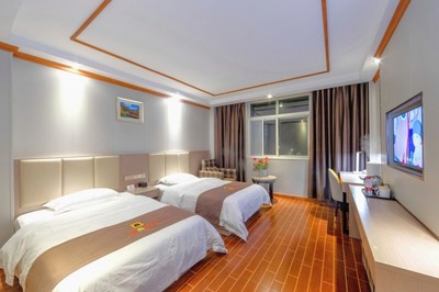 為什么速8酒店加盟品牌結(jié)合遠(yuǎn)程健康管理服務(wù)成為投資者首選？